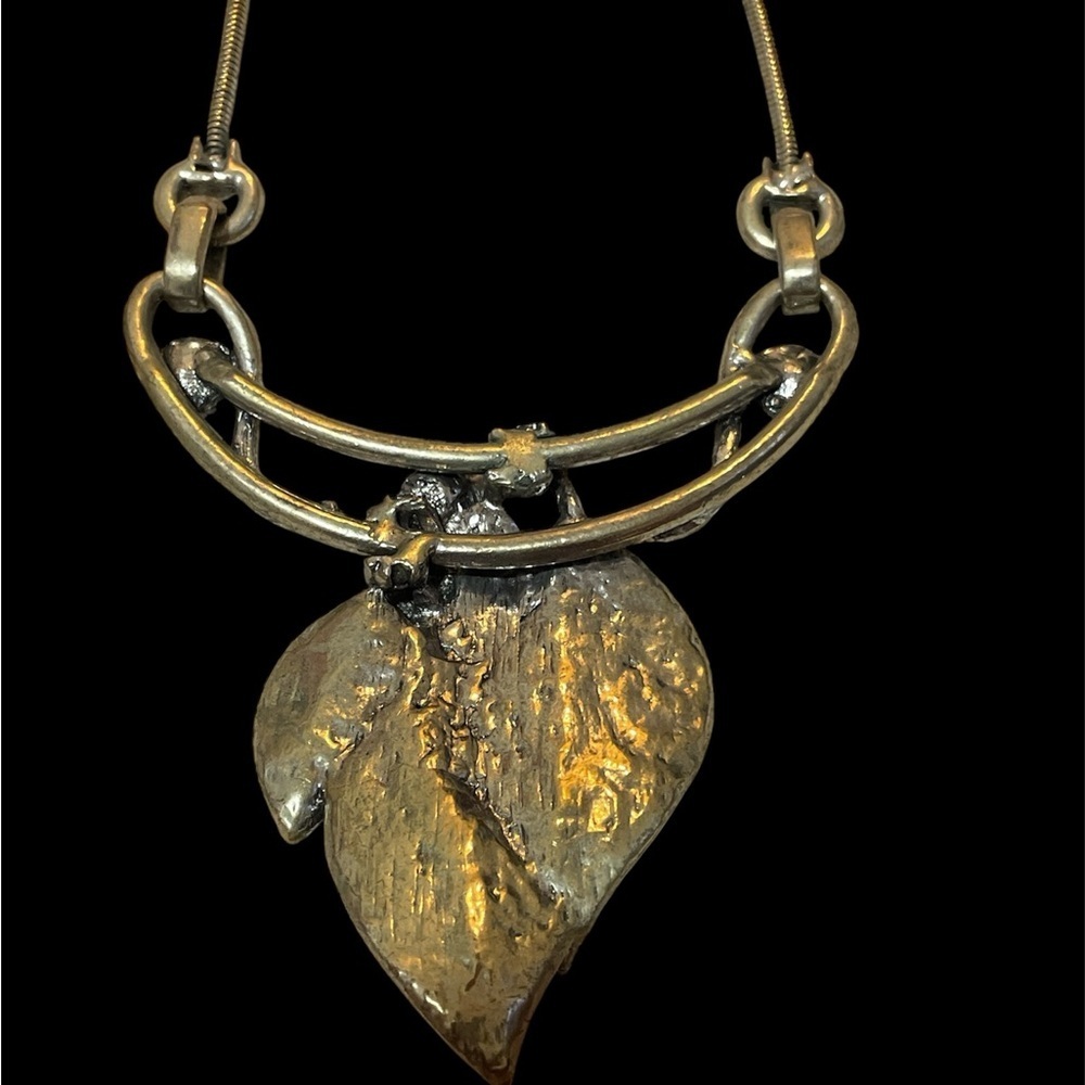 Silver Leaf Necklace with white crystal. - Picture 6 of 6